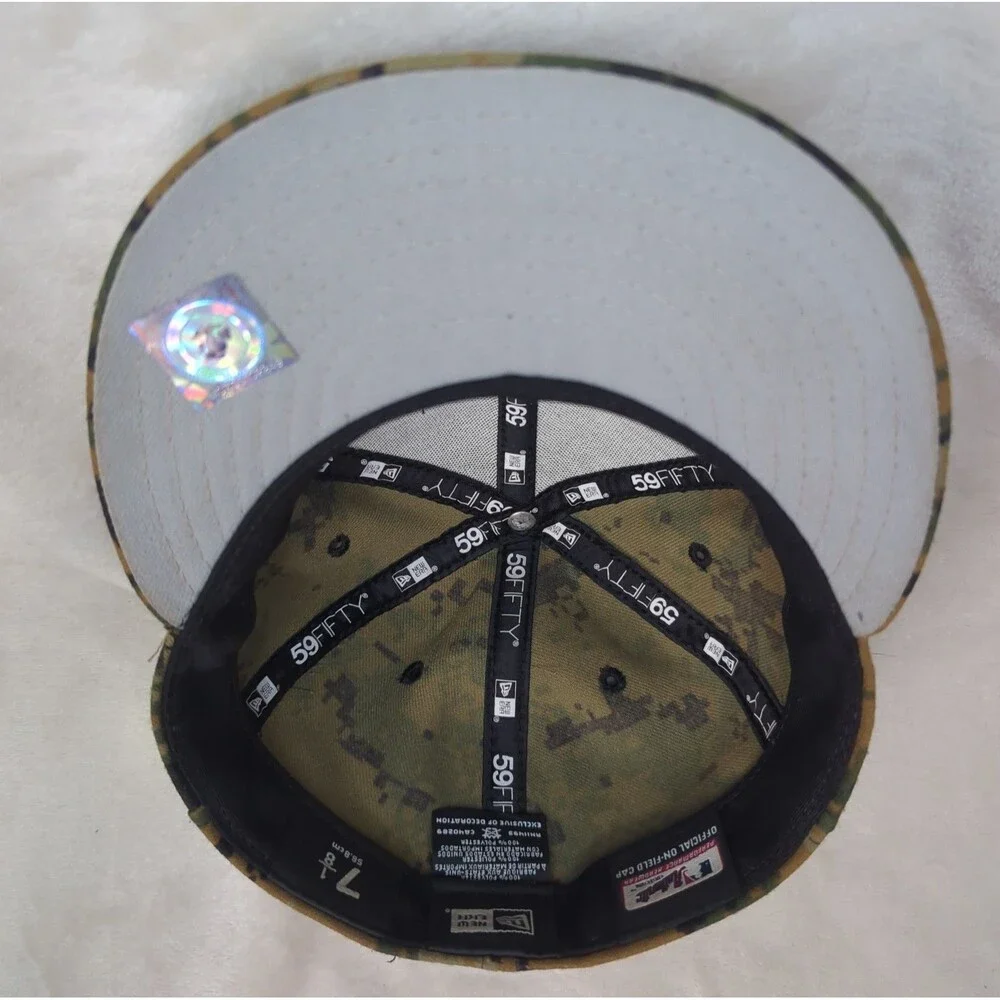 New Era Chicago Cubs Hat Sz 7 1/8 Digital Camouflage 59Fifty On-Field USA Made